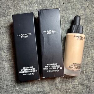 3 bottles MAC Cosmetics Studio Waterweight Foundation SPF 30 - Cream
